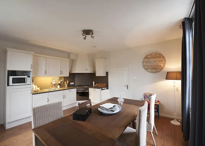 Lindenhof Bed & Breakfast *